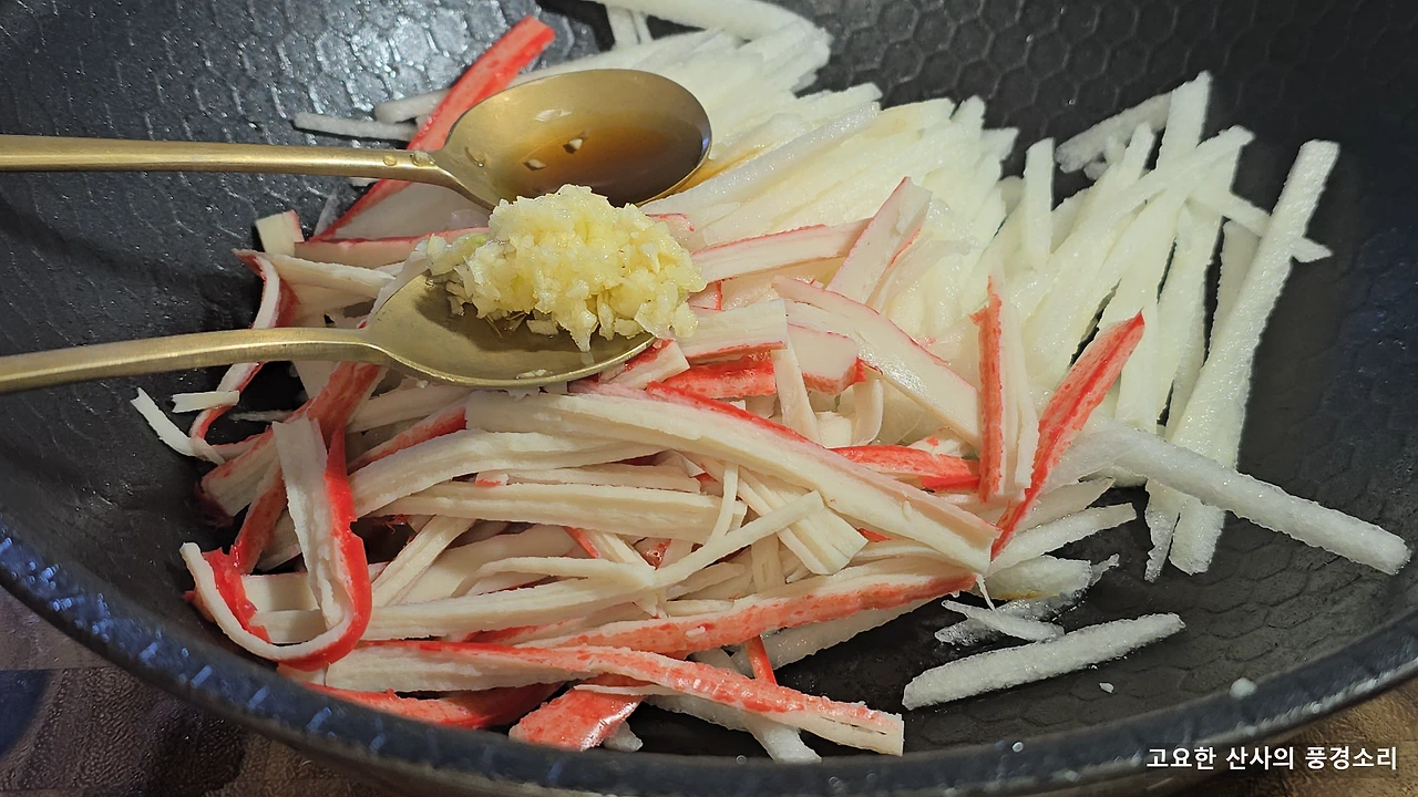 img.png?credential=yqXZFxpELC7KVnFOS48ylbz2pIh7yKj8&expires=1764514799&allow_ip=&allow_referer=&signature=RMmLYNiQbXlJ1UJxL2armwiN1Vg%3D