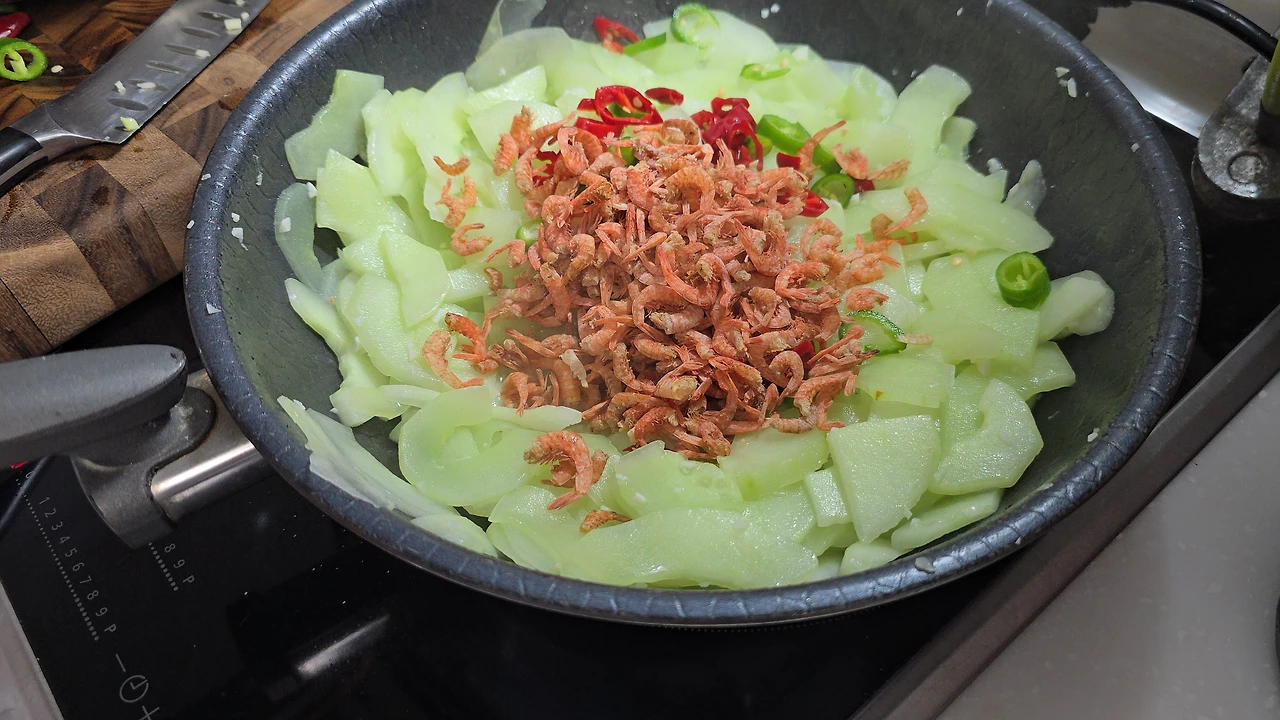 img.jpg?credential=yqXZFxpELC7KVnFOS48ylbz2pIh7yKj8&expires=1759244399&allow_ip=&allow_referer=&signature=sSXRWYHEujzDwKUgYCDGz5foLhA%3D