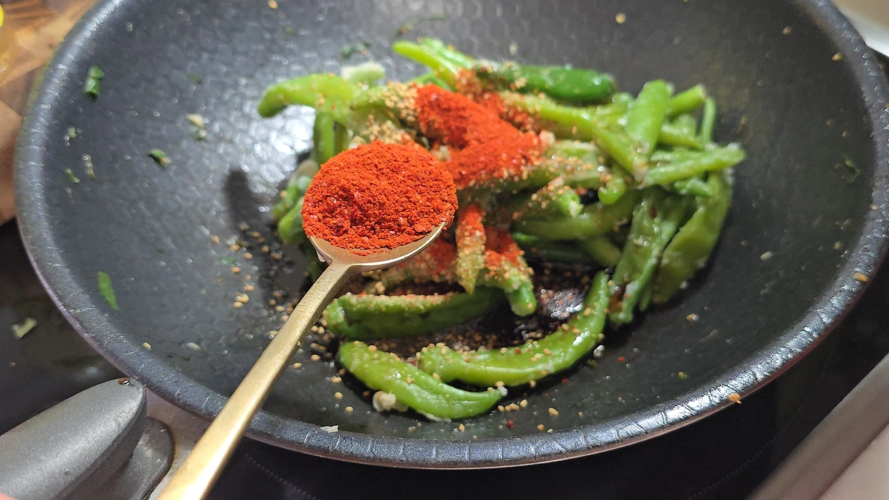 img.jpg?credential=yqXZFxpELC7KVnFOS48ylbz2pIh7yKj8&expires=1759244399&allow_ip=&allow_referer=&signature=Fp2bt%2B6hjQ5rdZkiuCIVHHJbTgg%3D