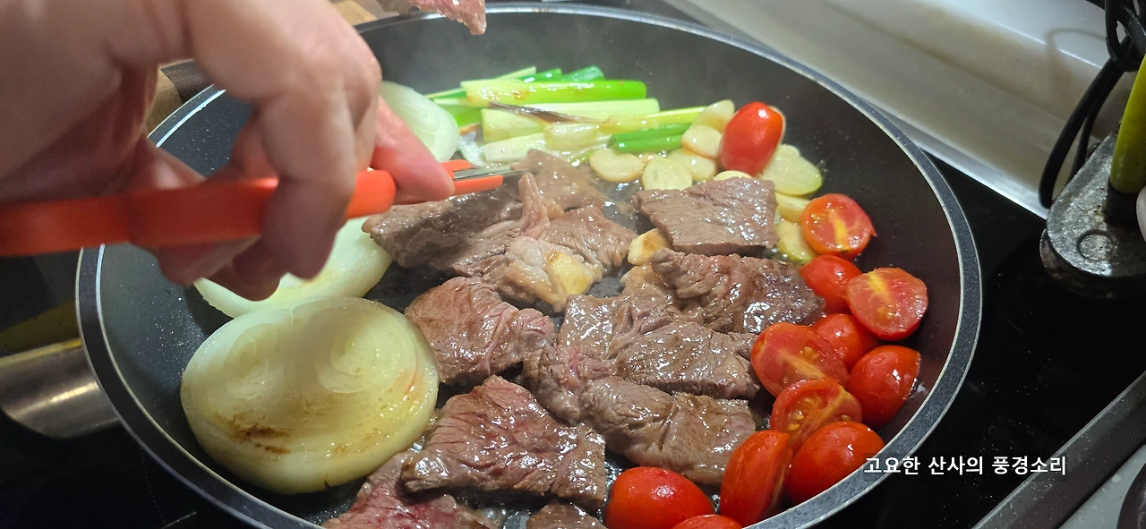 img.png?credential=yqXZFxpELC7KVnFOS48ylbz2pIh7yKj8&expires=1767193199&allow_ip=&allow_referer=&signature=c%2FqEzVosO5LkKa7QTFNCc1BCbmA%3D