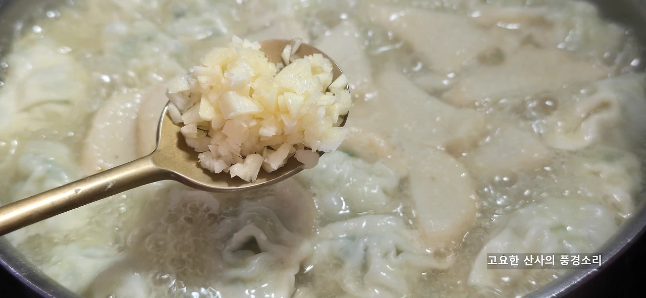 img.png?credential=yqXZFxpELC7KVnFOS48ylbz2pIh7yKj8&expires=1753973999&allow_ip=&allow_referer=&signature=PYpyhIQmngj4ffW9yxnuyKRxR1o%3D