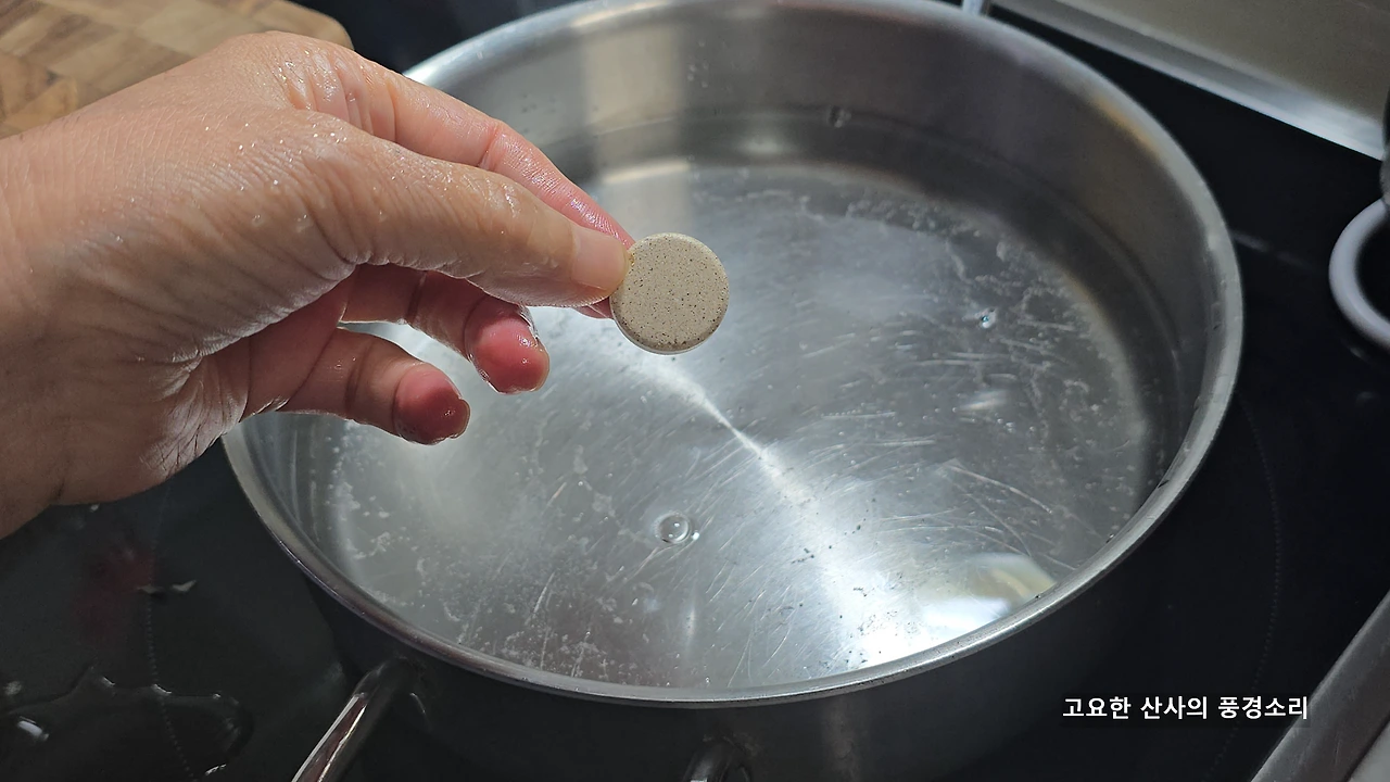 img.png?credential=yqXZFxpELC7KVnFOS48ylbz2pIh7yKj8&expires=1761922799&allow_ip=&allow_referer=&signature=wkYP3HszrsV0Y%2BLhZ7UY4T7P3OM%3D