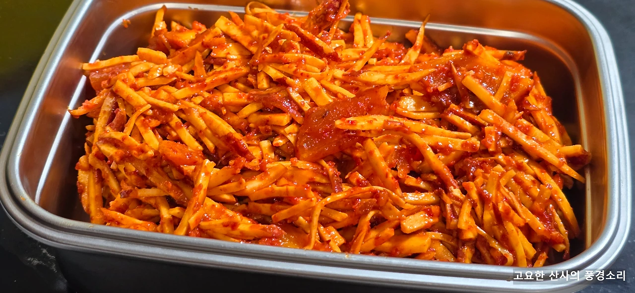 img.png?credential=yqXZFxpELC7KVnFOS48ylbz2pIh7yKj8&expires=1764514799&allow_ip=&allow_referer=&signature=5CqniP52d6QJiKpkU9qD7HTMl6E%3D