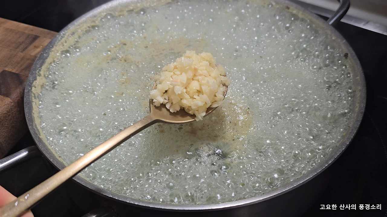 img.png?credential=yqXZFxpELC7KVnFOS48ylbz2pIh7yKj8&expires=1764514799&allow_ip=&allow_referer=&signature=WKkGA8XKSAvL0Ql6SNvR4UUi0zA%3D