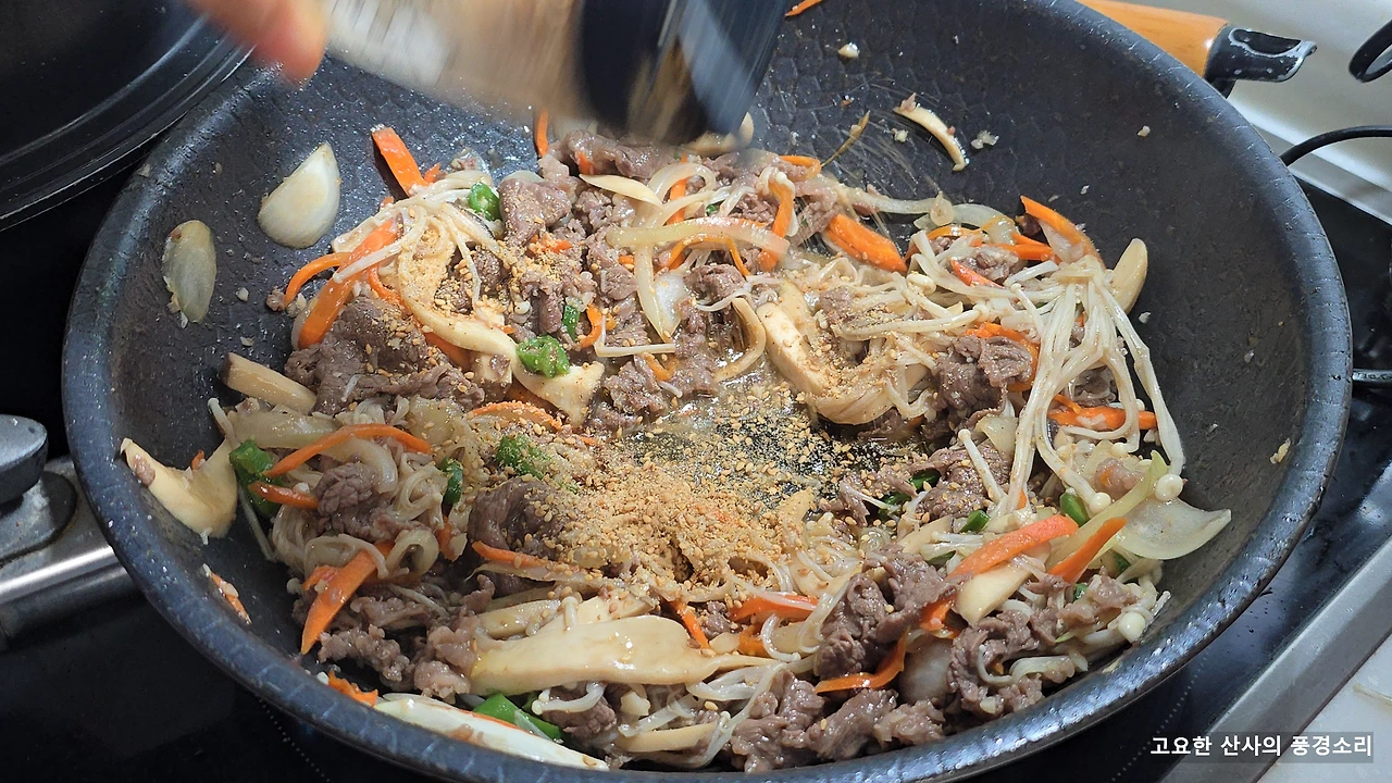 img.png?credential=yqXZFxpELC7KVnFOS48ylbz2pIh7yKj8&expires=1764514799&allow_ip=&allow_referer=&signature=06CH7EGPoCBX%2BfWa8S%2F6cBfKY%2FU%3D