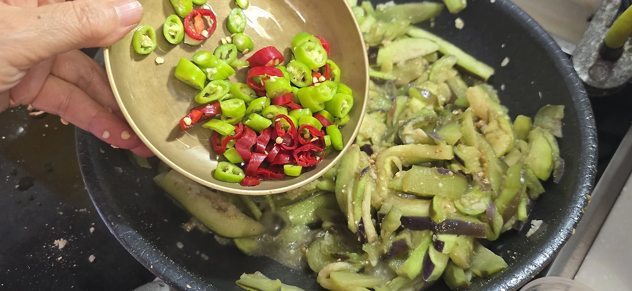 img.jpg?credential=yqXZFxpELC7KVnFOS48ylbz2pIh7yKj8&expires=1756652399&allow_ip=&allow_referer=&signature=vZ%2B8zYMygxTa%2BMWs4P1yXvDfLzI%3D