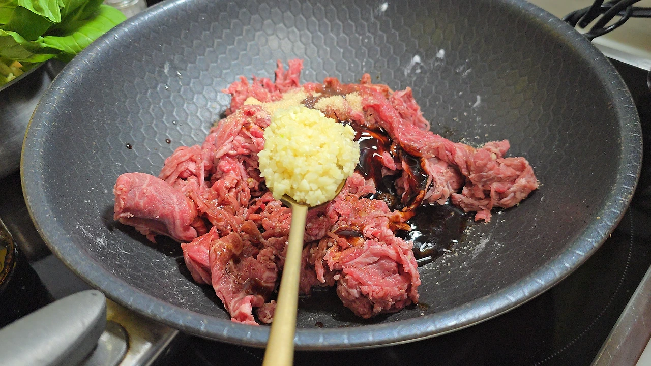 img.jpg?credential=yqXZFxpELC7KVnFOS48ylbz2pIh7yKj8&expires=1761922799&allow_ip=&allow_referer=&signature=LBTKR7gEa%2FaSmXJjRPzvFzm%2FSGk%3D