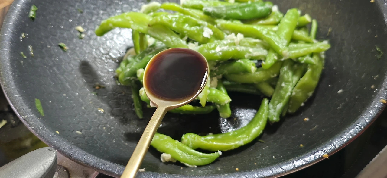 img.jpg?credential=yqXZFxpELC7KVnFOS48ylbz2pIh7yKj8&expires=1759244399&allow_ip=&allow_referer=&signature=wXyTvGMGL1NjbqWGmwq6pYs8lIc%3D