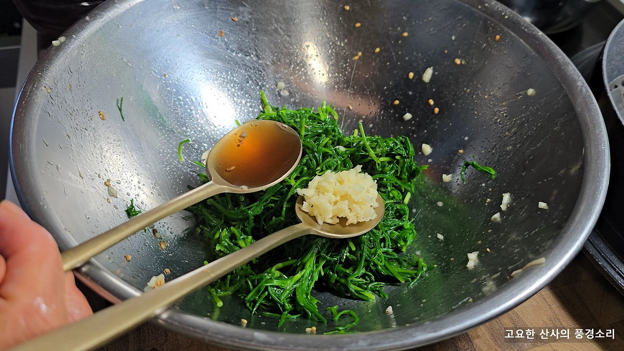 img.png?credential=yqXZFxpELC7KVnFOS48ylbz2pIh7yKj8&expires=1769871599&allow_ip=&allow_referer=&signature=P5gOdtP72vyKHLBpUic86eIrz6E%3D