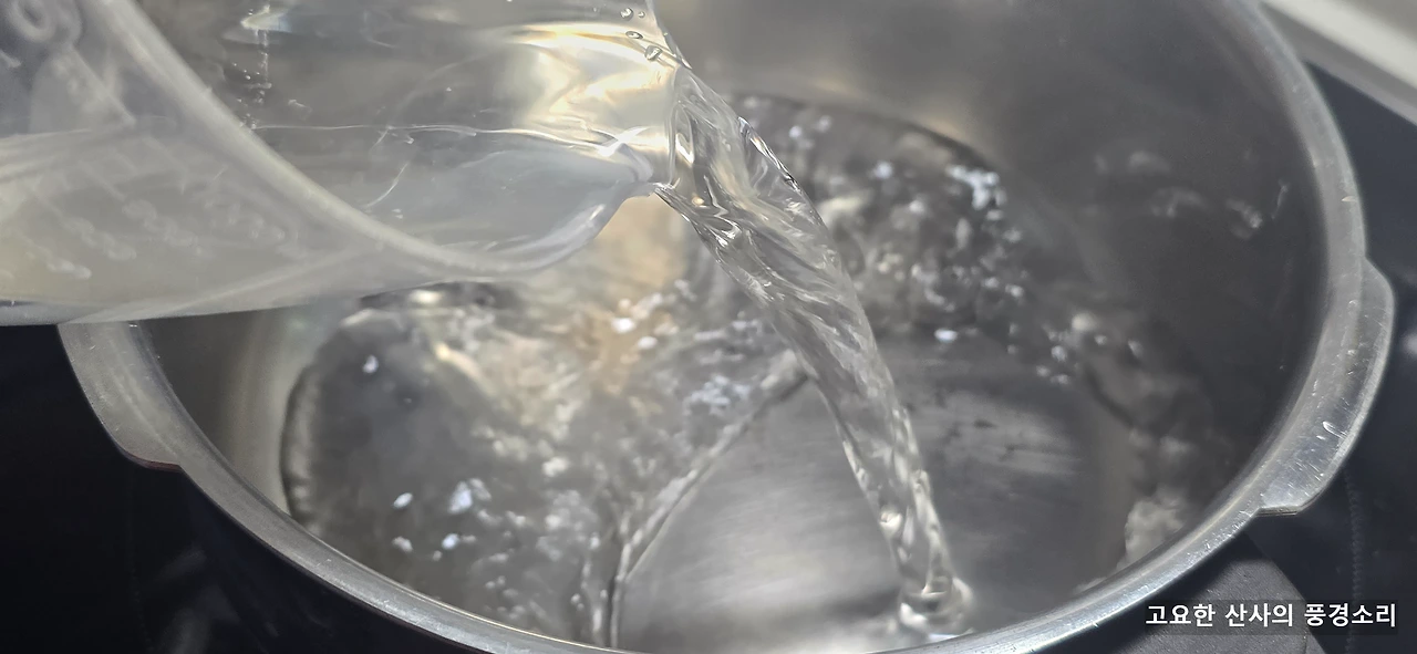 img.png?credential=yqXZFxpELC7KVnFOS48ylbz2pIh7yKj8&expires=1767193199&allow_ip=&allow_referer=&signature=1TGSTxBtHJ0EarCdza1uqKcooqU%3D