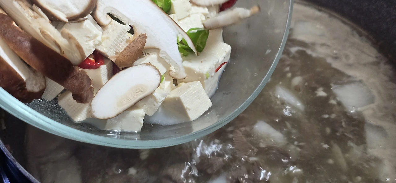 img.jpg?credential=yqXZFxpELC7KVnFOS48ylbz2pIh7yKj8&expires=1756652399&allow_ip=&allow_referer=&signature=UL5UiHSJ0J3By8xs51gs%2BdDvFvQ%3D