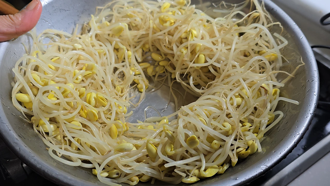 img.jpg?credential=yqXZFxpELC7KVnFOS48ylbz2pIh7yKj8&expires=1764514799&allow_ip=&allow_referer=&signature=KC1TPKu0qYCarYJC2v1c7v2wlRo%3D