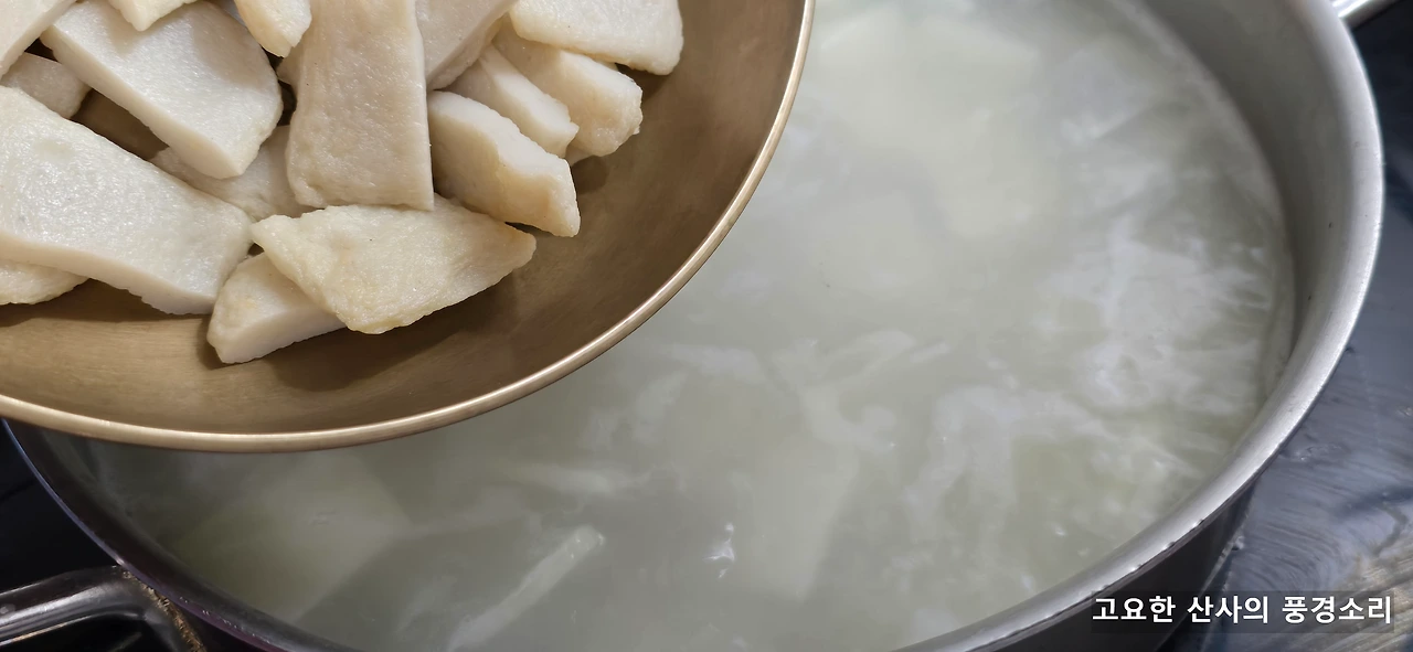 img.png?credential=yqXZFxpELC7KVnFOS48ylbz2pIh7yKj8&expires=1750553999&allow_ip=&allow_referer=&signature=oeKMUqhUErSqhw8K0FrMyvHhByA%3D