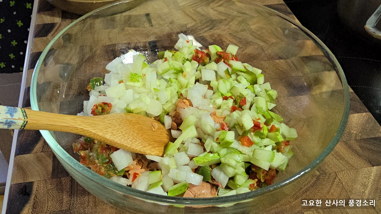 img.png?credential=yqXZFxpELC7KVnFOS48ylbz2pIh7yKj8&expires=1753973999&allow_ip=&allow_referer=&signature=U46jFnGn3Ec%2Bw9Pkr0h%2FeVa40ug%3D