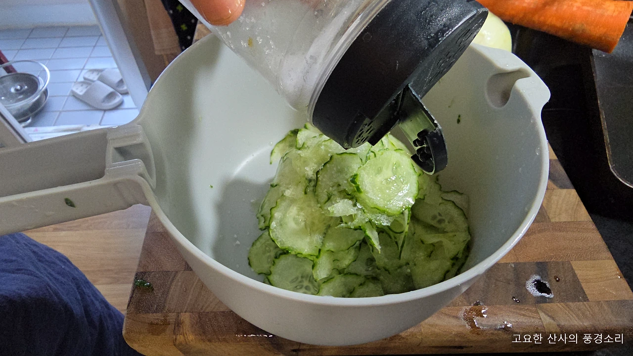 img.png?credential=yqXZFxpELC7KVnFOS48ylbz2pIh7yKj8&expires=1764514799&allow_ip=&allow_referer=&signature=nXZh09uzQ3LKI7cCBFqsodfMhgY%3D