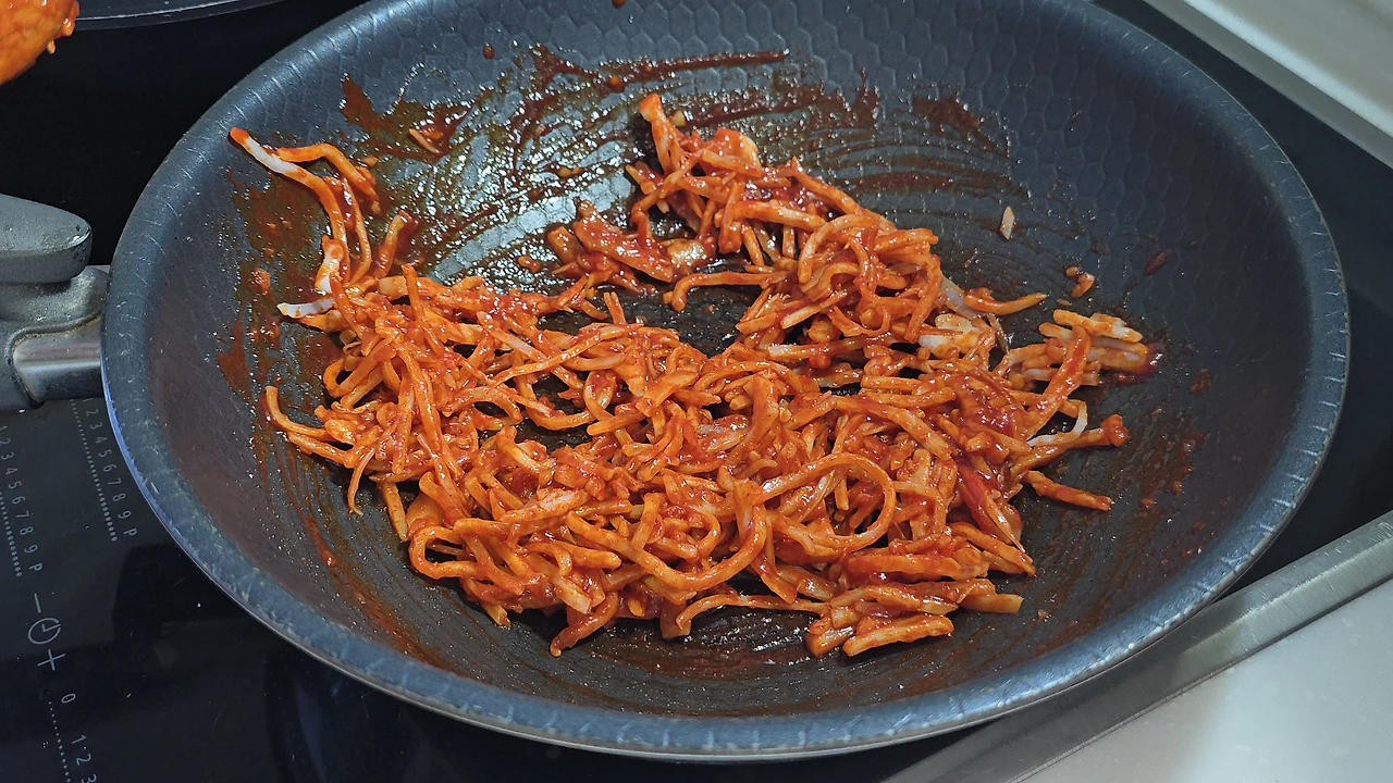 img.jpg?credential=yqXZFxpELC7KVnFOS48ylbz2pIh7yKj8&expires=1756652399&allow_ip=&allow_referer=&signature=MMwY7SiTJ6ivrbdm9IAj069nxuk%3D