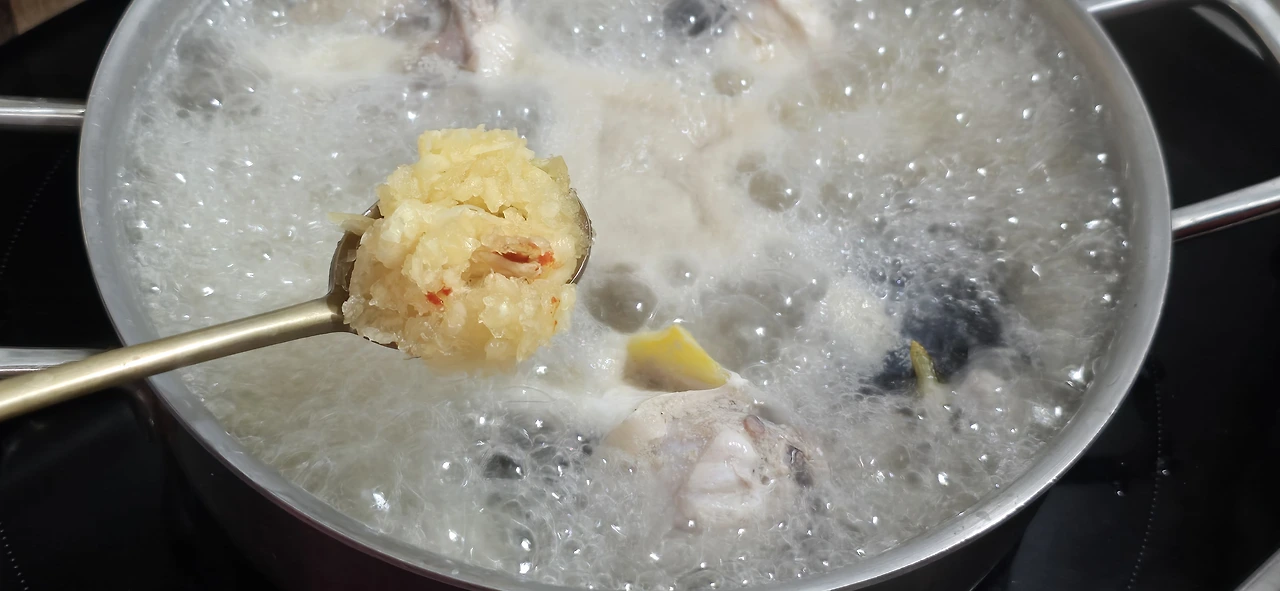 img.jpg?credential=yqXZFxpELC7KVnFOS48ylbz2pIh7yKj8&expires=1759244399&allow_ip=&allow_referer=&signature=BfhZbYZEndpyujrZ8oqr4yJwVzA%3D