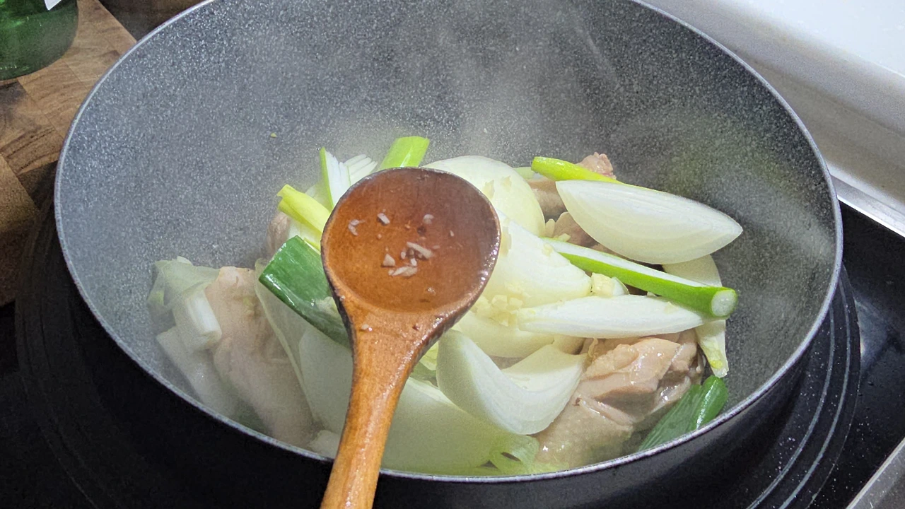 img.jpg?credential=yqXZFxpELC7KVnFOS48ylbz2pIh7yKj8&expires=1767193199&allow_ip=&allow_referer=&signature=Gvr5tt7ySO4rUOyPZ2wz6wG%2F21w%3D