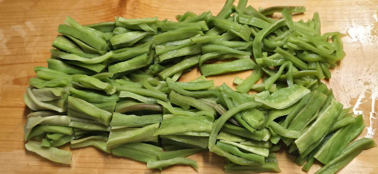 img.jpg?credential=yqXZFxpELC7KVnFOS48ylbz2pIh7yKj8&expires=1759244399&allow_ip=&allow_referer=&signature=7gg6SaTiHorr51IB8%2F297Vk4ISs%3D