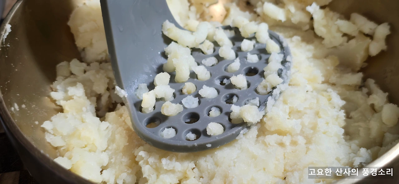 img.png?credential=yqXZFxpELC7KVnFOS48ylbz2pIh7yKj8&expires=1753973999&allow_ip=&allow_referer=&signature=41t5jW0wON8aaeG5eoauHiqlHbM%3D