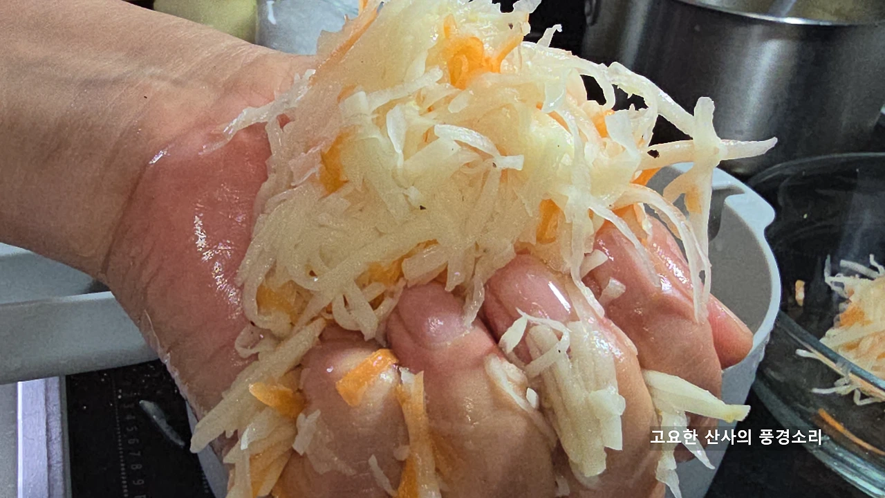 img.png?credential=yqXZFxpELC7KVnFOS48ylbz2pIh7yKj8&expires=1753973999&allow_ip=&allow_referer=&signature=zCtTDC6uKrqEuOf5aNVYXcAMr1M%3D