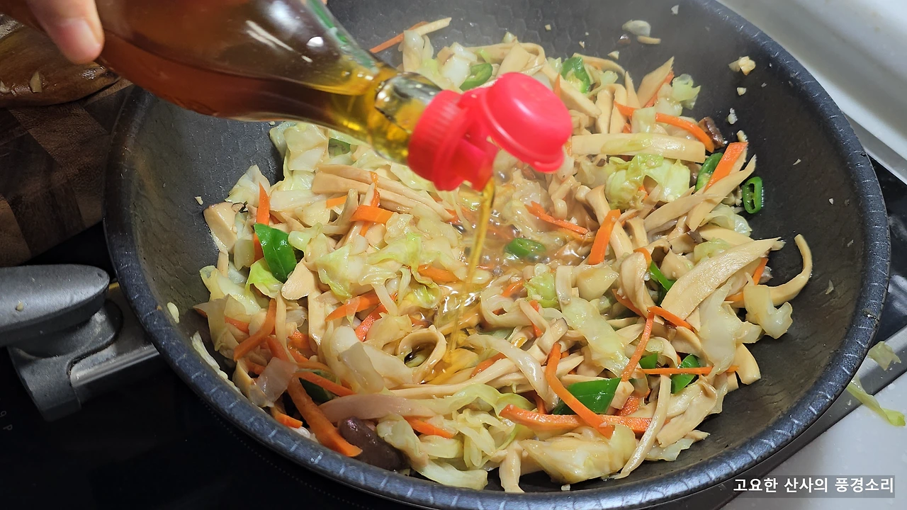 img.png?credential=yqXZFxpELC7KVnFOS48ylbz2pIh7yKj8&expires=1764514799&allow_ip=&allow_referer=&signature=r%2BrGfuq%2Fy7BI%2FlxWphZh%2FND4ilk%3D