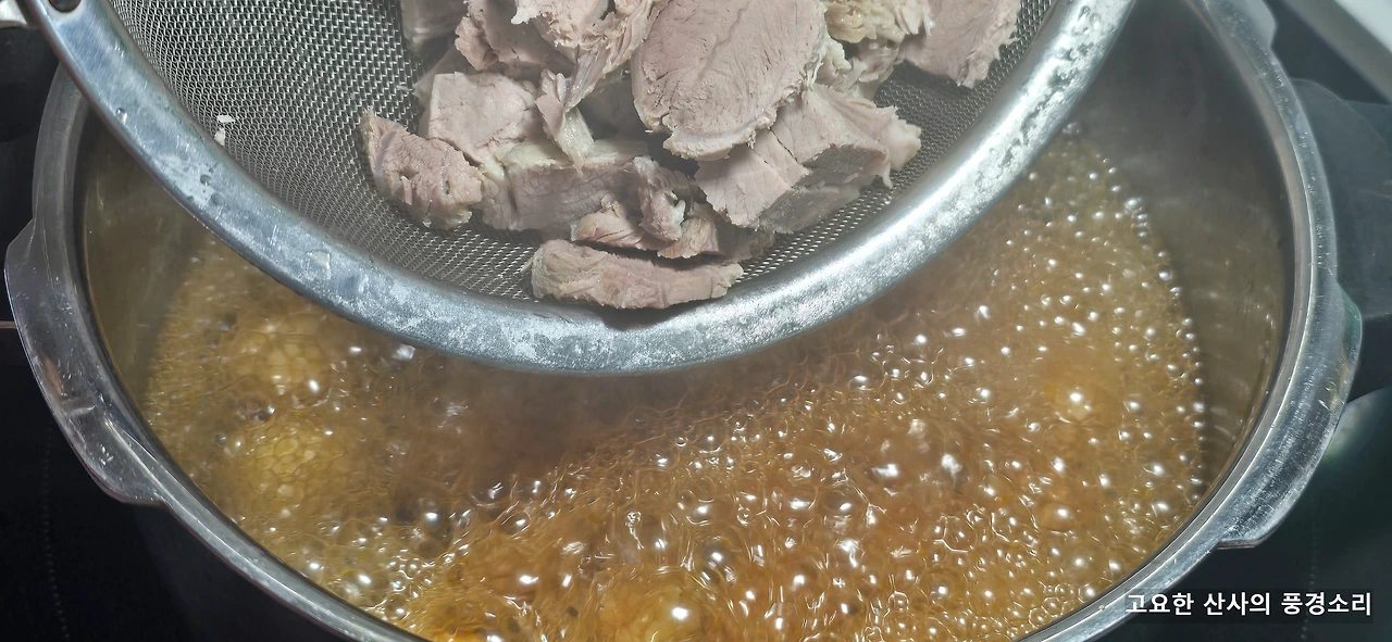 img.png?credential=yqXZFxpELC7KVnFOS48ylbz2pIh7yKj8&expires=1767193199&allow_ip=&allow_referer=&signature=NbA5a%2Ff%2FmExwrivPVgf5u1x3BBk%3D