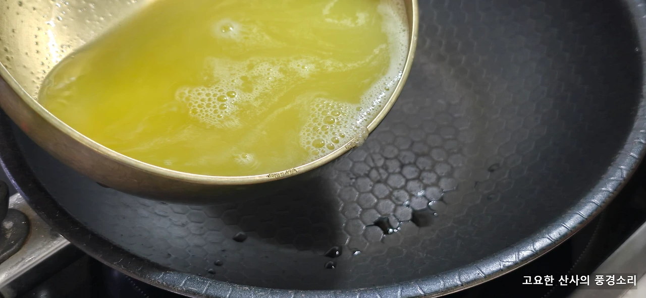 img.png?credential=yqXZFxpELC7KVnFOS48ylbz2pIh7yKj8&expires=1759244399&allow_ip=&allow_referer=&signature=fNng6ThhgglNA4VmV9XG8jyQfVc%3D