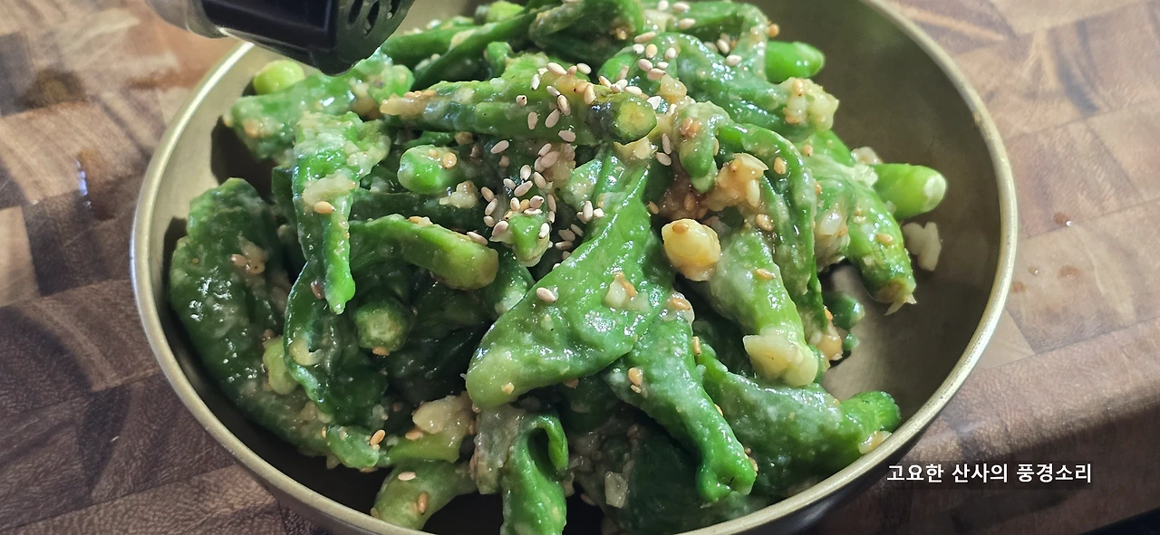 img.png?credential=yqXZFxpELC7KVnFOS48ylbz2pIh7yKj8&expires=1761922799&allow_ip=&allow_referer=&signature=EbBKyOzTiYqlXcZvXV5SybPpVUo%3D