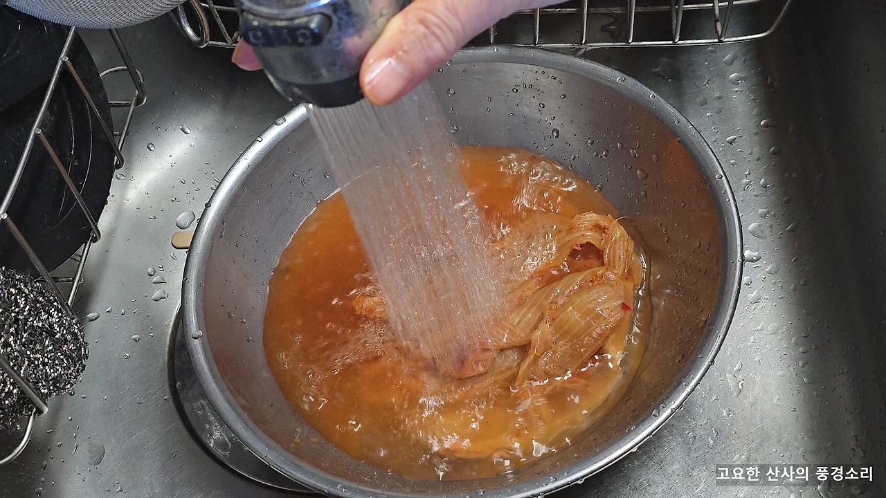 img.png?credential=yqXZFxpELC7KVnFOS48ylbz2pIh7yKj8&expires=1764514799&allow_ip=&allow_referer=&signature=tAnXWY00VOOLqGMEJxA3TbQQh%2Fg%3D