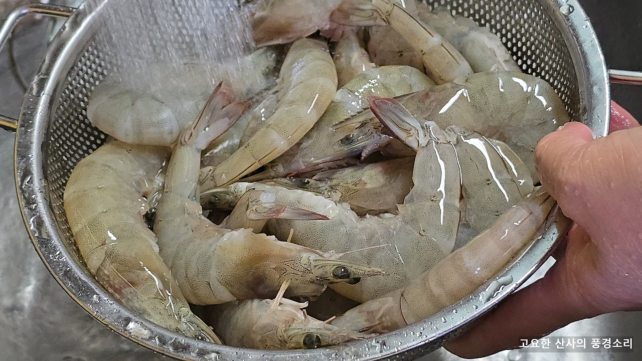 img.png?credential=yqXZFxpELC7KVnFOS48ylbz2pIh7yKj8&expires=1759244399&allow_ip=&allow_referer=&signature=W3ychK03DO1N3z2SJ%2BbnsMuRXVY%3D