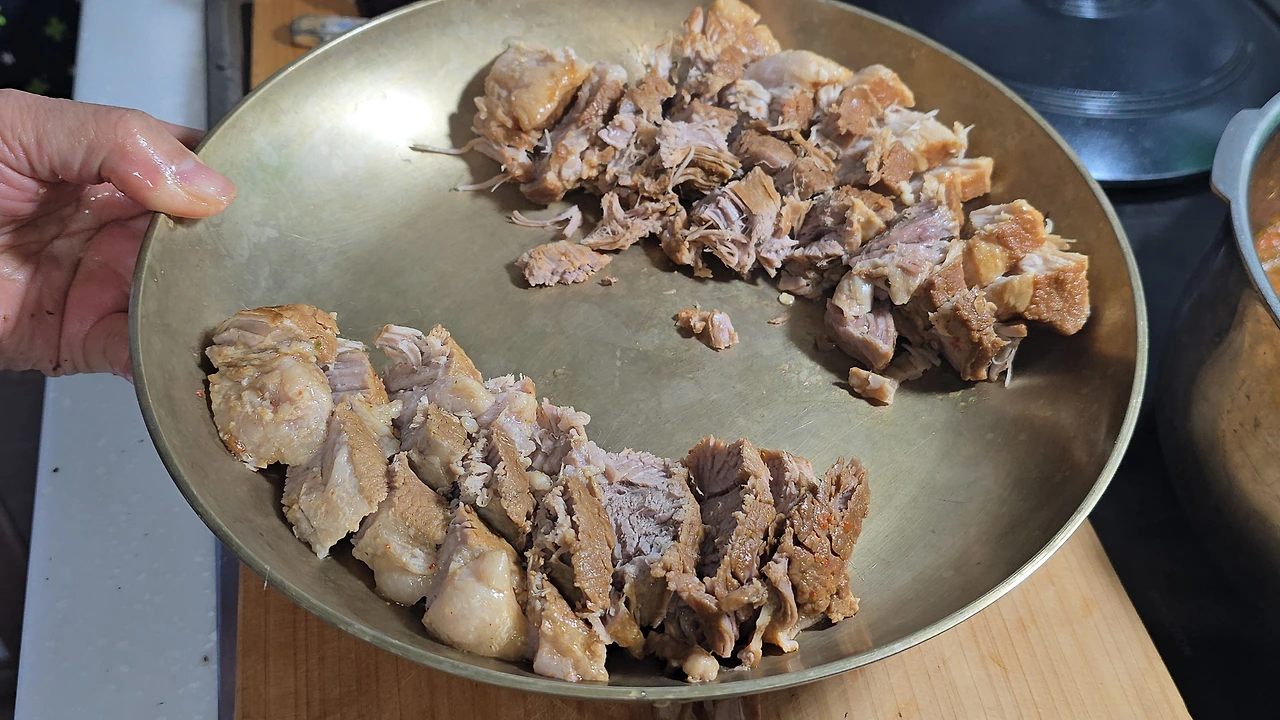 img.jpg?credential=yqXZFxpELC7KVnFOS48ylbz2pIh7yKj8&expires=1769871599&allow_ip=&allow_referer=&signature=WYDHXUFM0HqkXwY6tsDzP34fo9E%3D