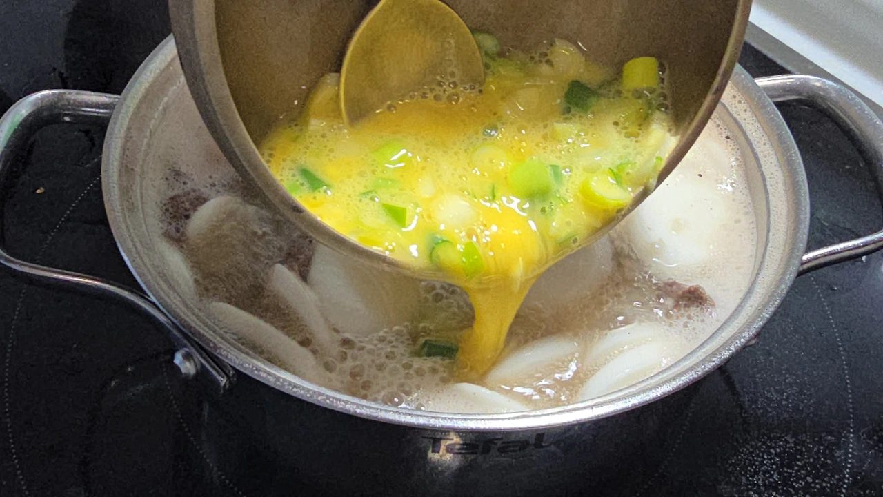 img.jpg?credential=yqXZFxpELC7KVnFOS48ylbz2pIh7yKj8&expires=1767193199&allow_ip=&allow_referer=&signature=nbLTqdJQUzAdHBcbPAy7qtKSKoM%3D