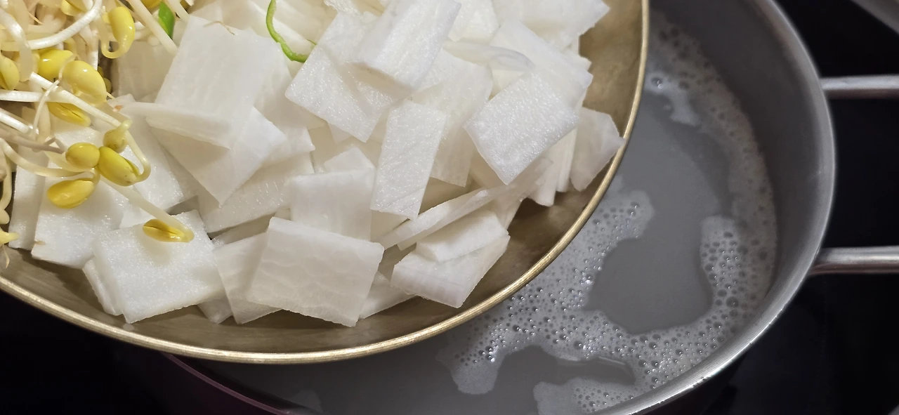 img.jpg?credential=yqXZFxpELC7KVnFOS48ylbz2pIh7yKj8&expires=1759244399&allow_ip=&allow_referer=&signature=JPg3Ll0oMEy2nWRMbBXZghAAxAE%3D