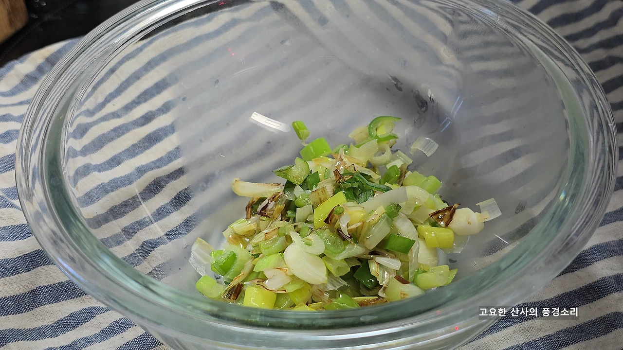 img.png?credential=yqXZFxpELC7KVnFOS48ylbz2pIh7yKj8&expires=1761922799&allow_ip=&allow_referer=&signature=%2FItIHUu3T27YIWZDP0qtvFjDztA%3D