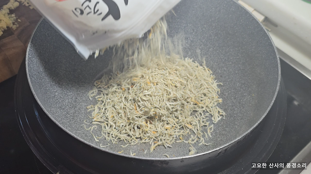 img.png?credential=yqXZFxpELC7KVnFOS48ylbz2pIh7yKj8&expires=1767193199&allow_ip=&allow_referer=&signature=RfFMUMXsPPeZUqgXXp8zGWDKnvQ%3D