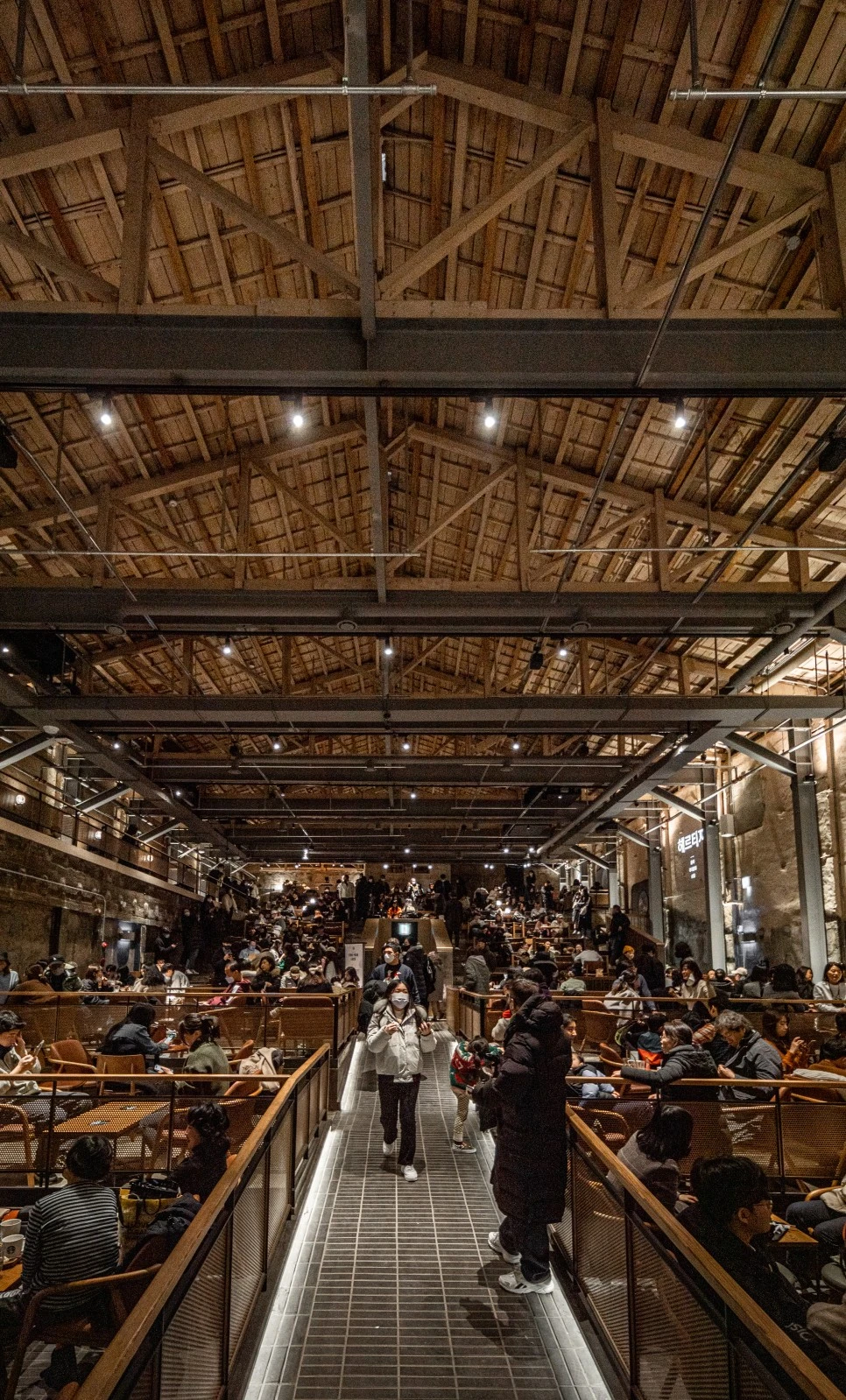 %EC%8A%A4%EB%B2%851960-57.jpg?type=w966