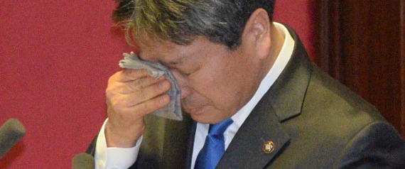 n-E-large570.jpg?type=w2