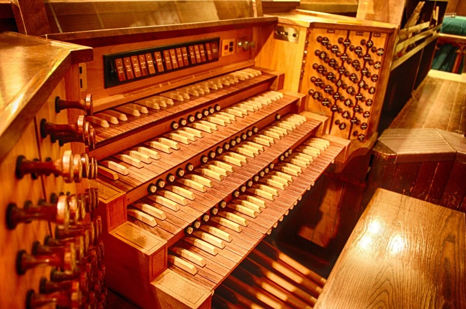 pipe-organ-669589_1920.jpg?type=w1