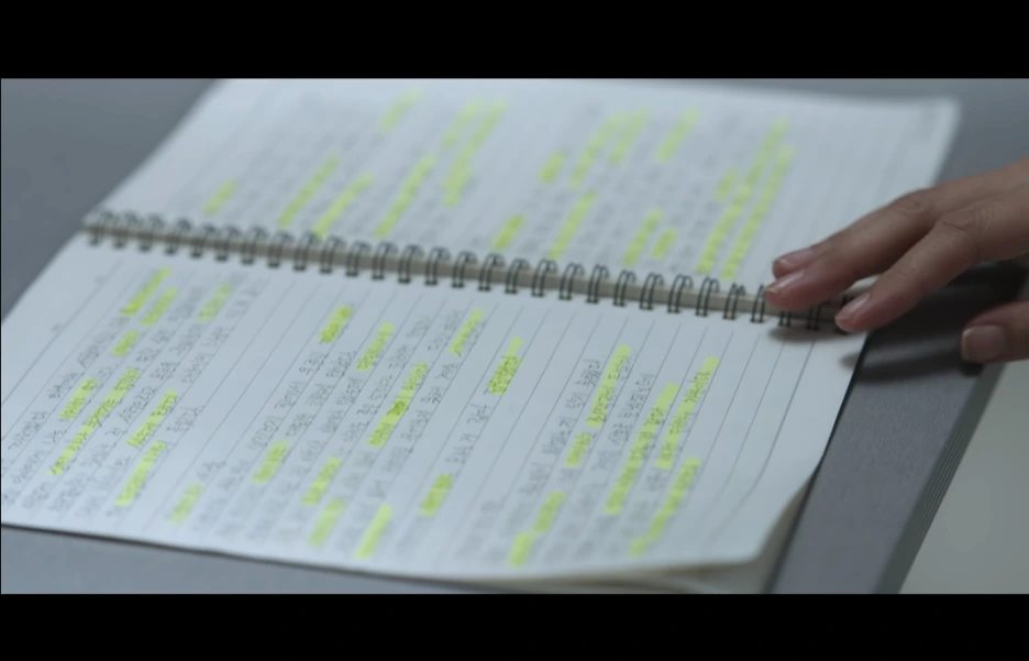 screencapture-netflix-watch-81591620-2025-04-07-08_38_53.png?type=w1