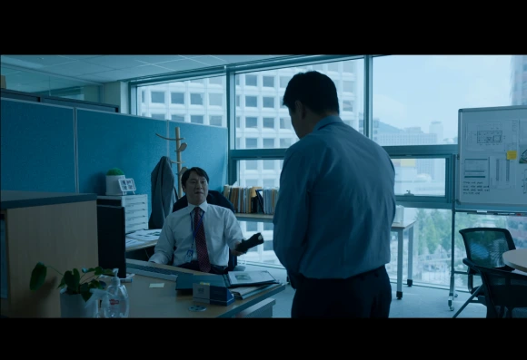 screencapture-netflix-watch-81591617-2025-04-01-21_09_17.png?type=w580