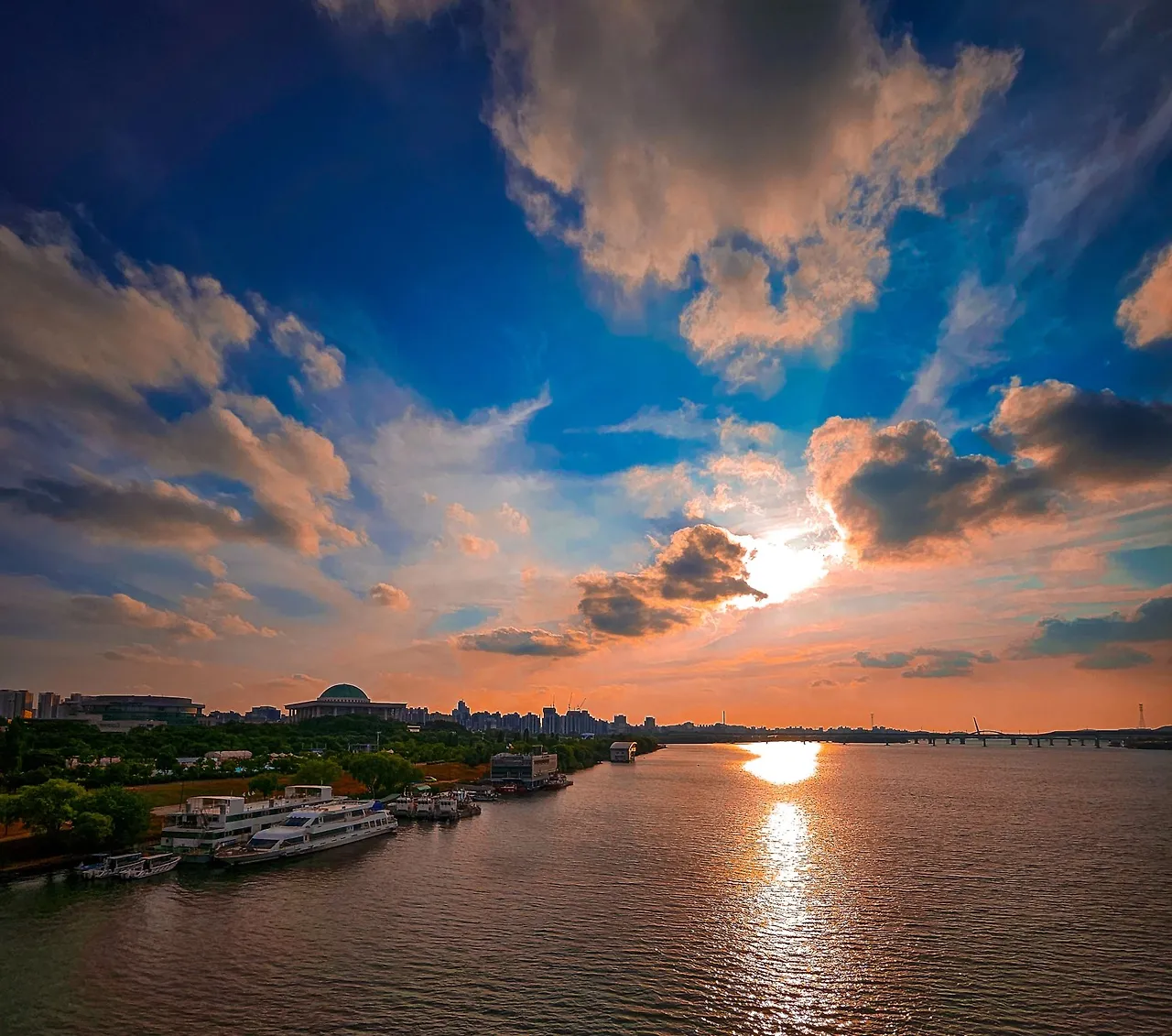 1749599443542?e=1754524800&v=beta&t=0KNn77dqSjyedZPn9EFDl4TCF1LfgsKdo5Av0RQQFyw