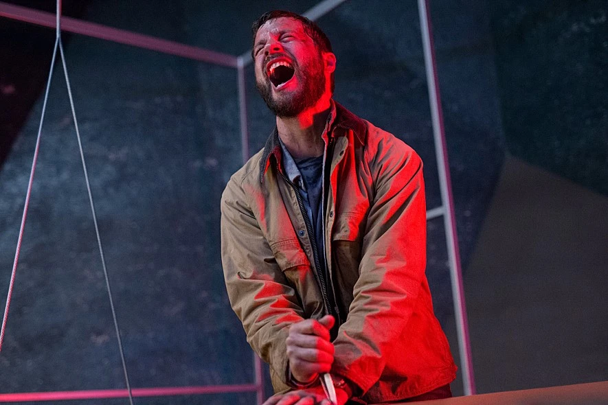 movie_image.jpg?type=m886_590_2