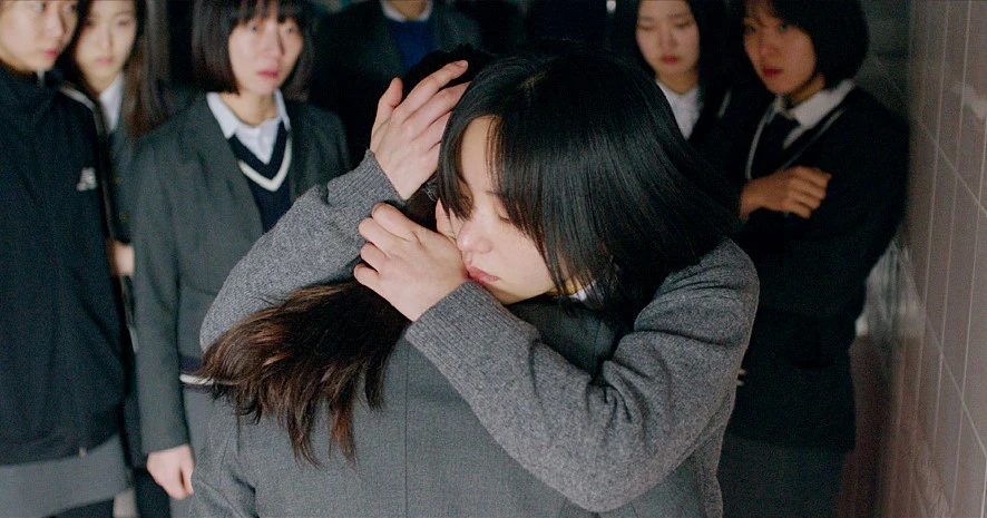 movie_image.jpg?type=m886_590_2