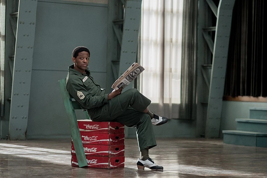 movie_image.jpg?type=m886_590_2