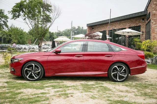 H_accord_012.jpg?resize=640:*