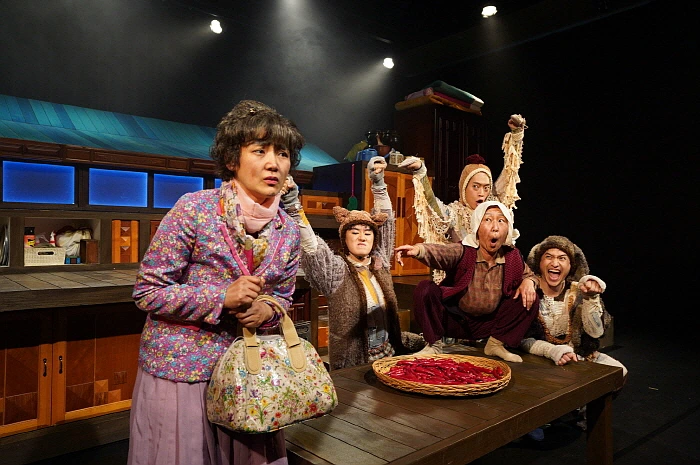 뮤지컬식구를찾아서_사진제공더줌아트센터 (1).JPG