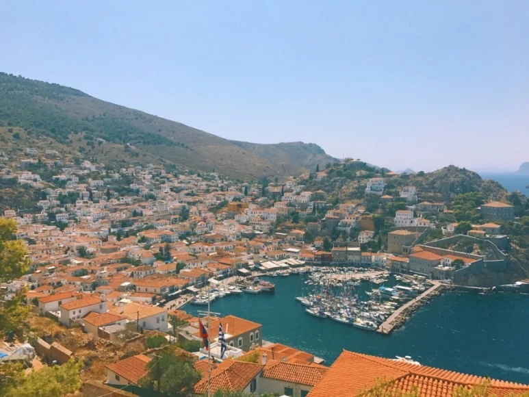 A069ED79-01B0-4B60-AD10-E298F7BA8615.jpg?type=w773