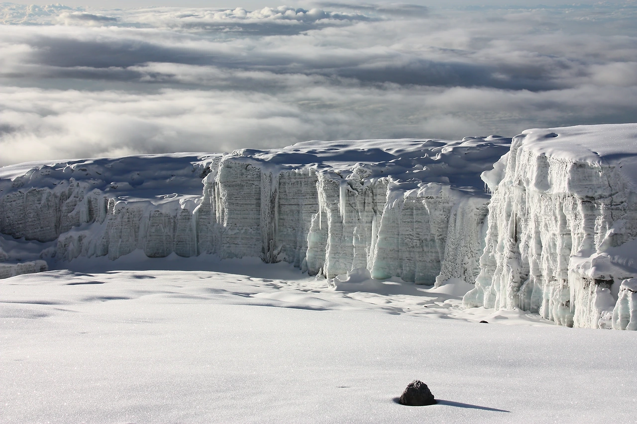 17_정상 부근의 만년 빙하.JPG
