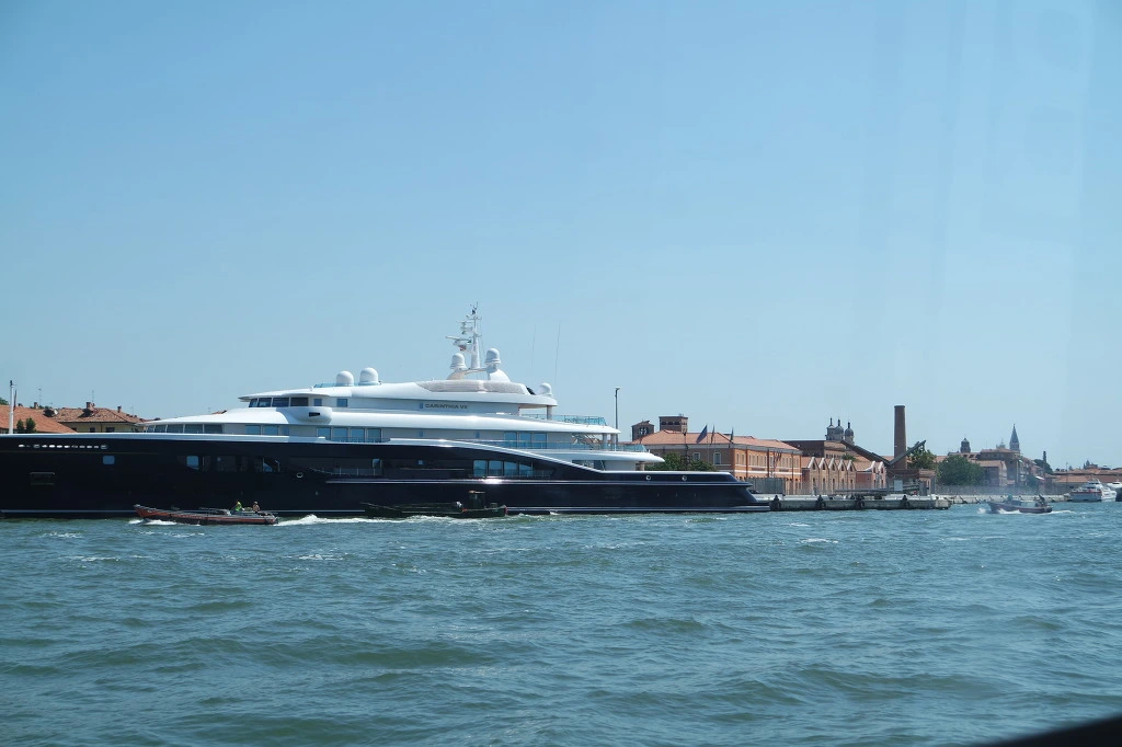 99AE593359D77DB332EB28